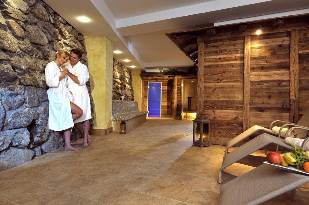 Resl Resort Flachau Exterior foto